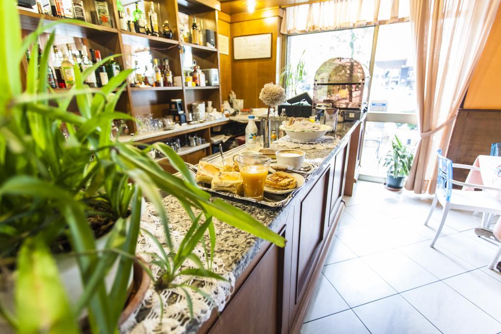 Hotel Ristorante San Carlo Salsomaggiore Terme Bagian luar foto